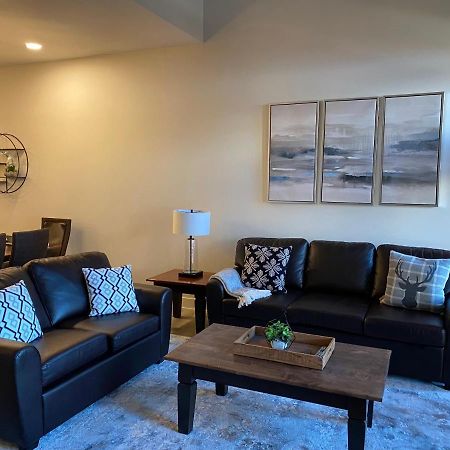 Spectacular Penthouse With Amazing Views, Indoor Pool And Hot Tub Hotel Canmore Exterior photo