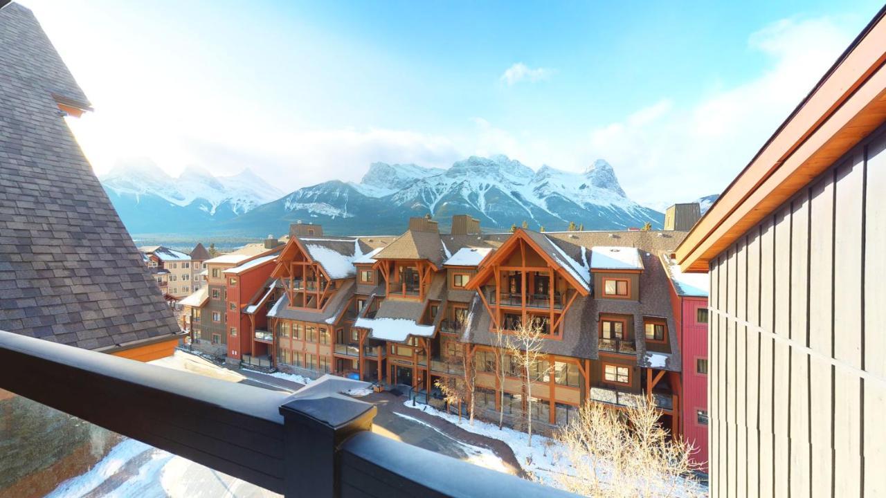 Spectacular Penthouse With Amazing Views, Indoor Pool And Hot Tub Hotel Canmore Exterior photo